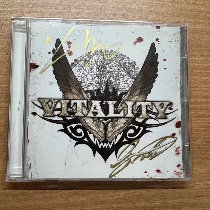 [BUNJANG] Vitality V Signed Album / 바이탈리티 V 사인반