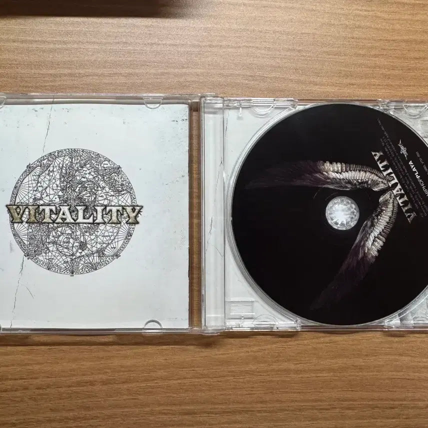 [BUNJANG] Vitality V Signed Album / 바이탈리티 V 사인반