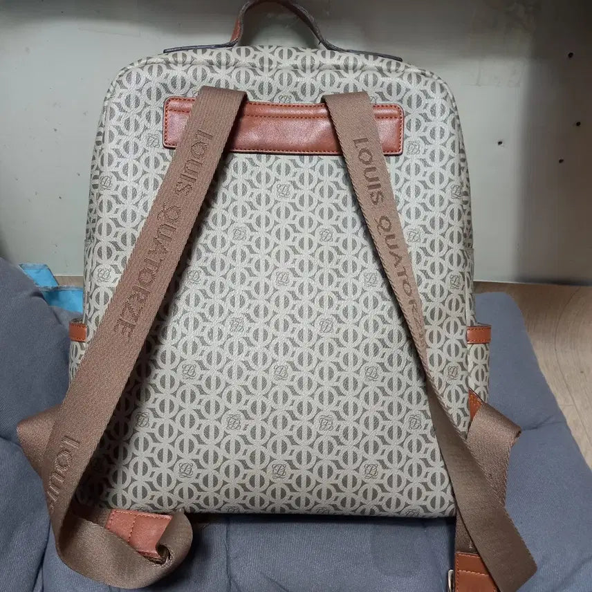 [BUNJANG] Louis Quatorze Pattern Backpack / 루이까또즈 패턴 백팩 가로 30 세로 35