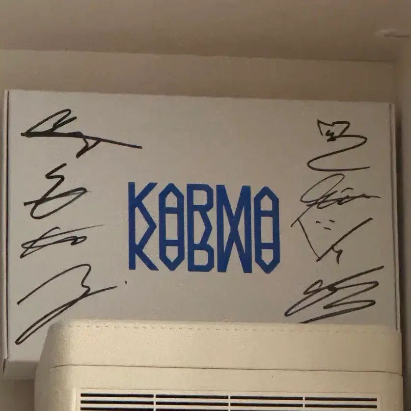 [SOLD OUT] 스트레이키즈 카르마 일반반 친필싸인앨범 비매