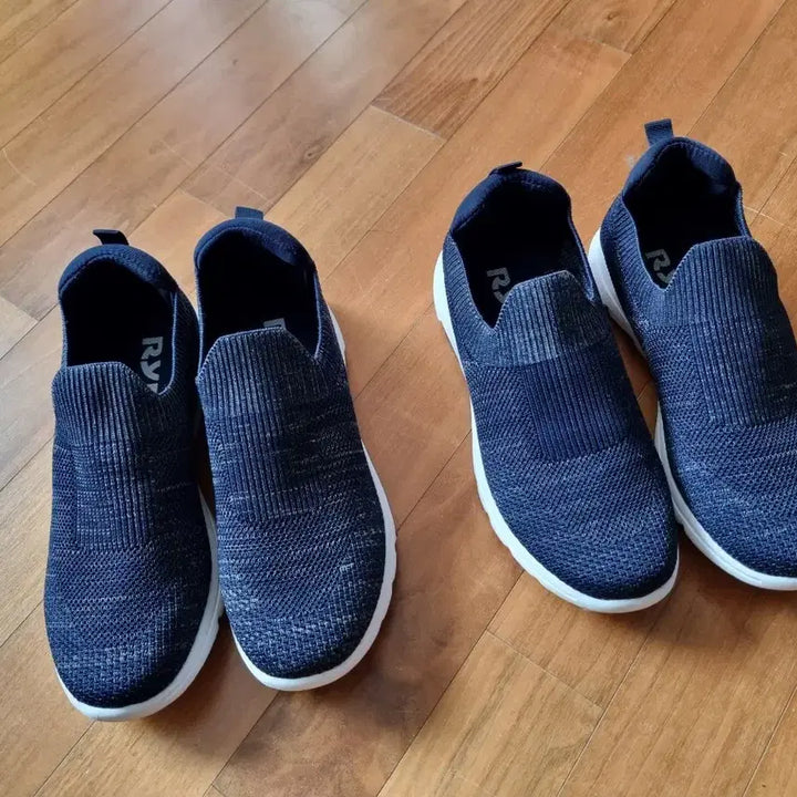 [BUNJANG] RYN Knit Slip-on Walking Shoes (255mm) / 린(RYN) 니트 슬립온 워킹화(255mm)