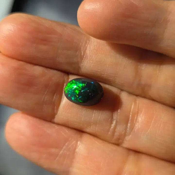 [BUNJANG] 1.5 Carat Natural Black Opal Gemstone / [상급/네온광채] 1.5캐럿 천연 블랙오팔(Black Opal) 나석