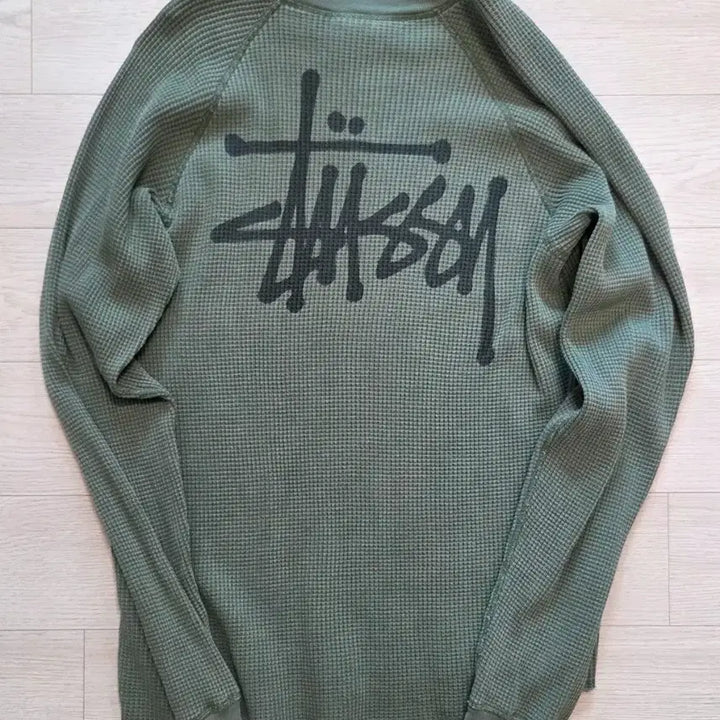 [BUNJANG] Stussy Raglan Thermal Long Sleeve Crewneck / 스투시 래글런 써멀 롱슬리브 크루 파인