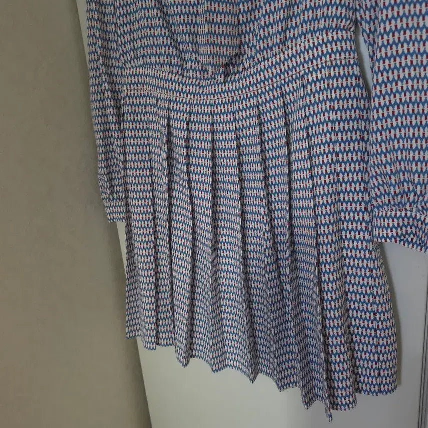 [BUNJANG] ANDI ANDES Blue Pattern Ribbon Pleats Mini Dress / 앤디앤뎁 블루 패턴 리본 플리츠 원피스