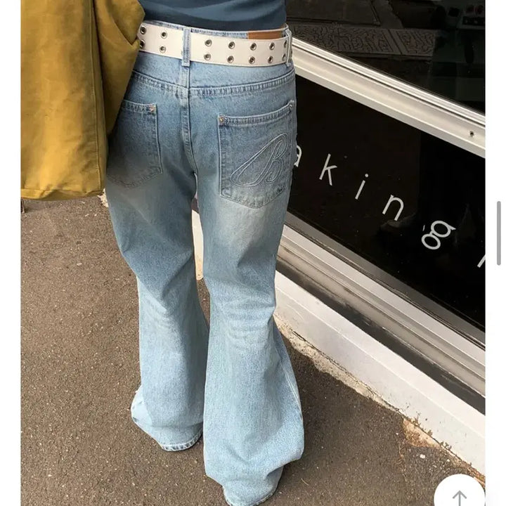 [BUNJANG] Bae Deli Niels Logo Semi Bootcut Denim Pants (Light Wash) XS / 베이델리 니엘 로고 세미 부츠컷 데님 팬츠(연청)xs