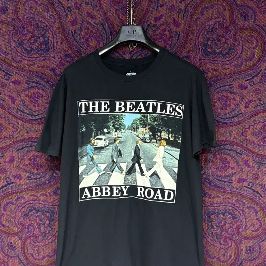 [BUNJANG] The Beatles Abbey Road T-Shirt / 오피셜 비틀즈 Abbey Road 검정 반팔 티셔츠