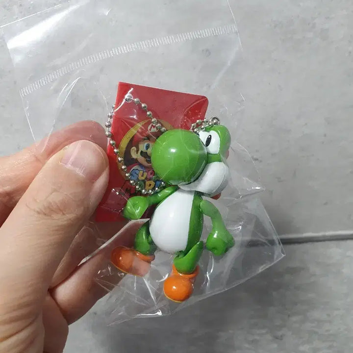 [BUNJANG] Super Mario Yoshi Swing Keychain Holder / 슈퍼마리오 요시 스윙 키링 키홀더
