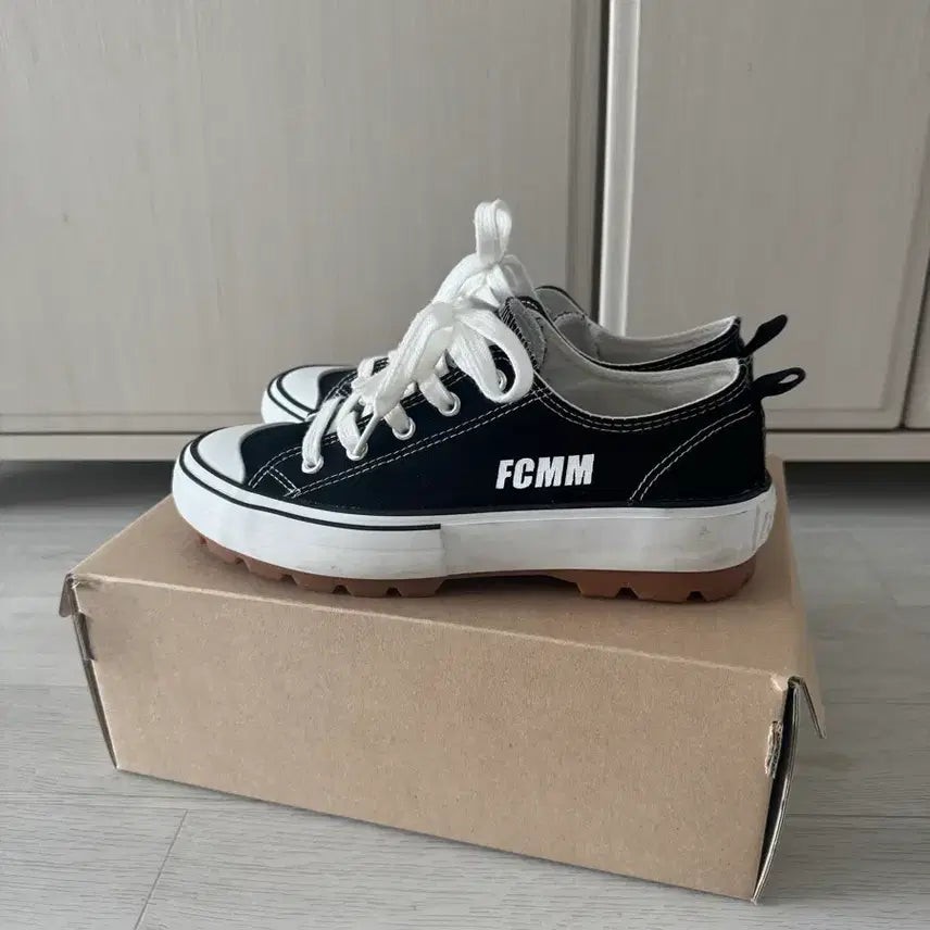 [BUNJANG] FCMM Sneakers / 슈펜 FCMM 스니커즈