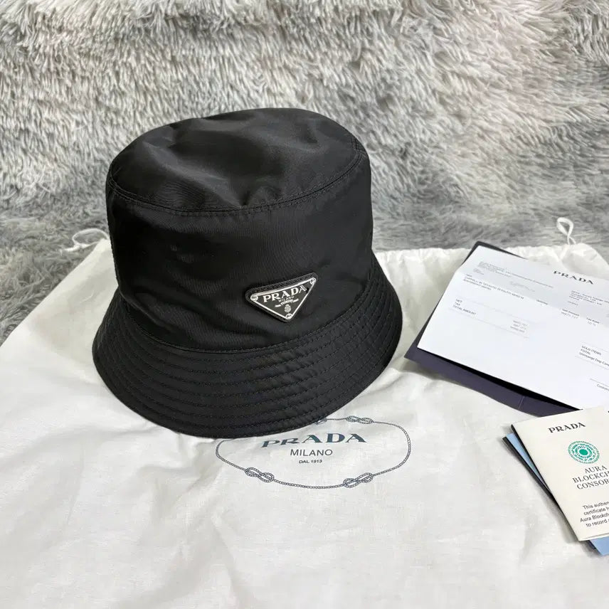 [BUNJANG] Prada Re-Nylon Bucket Hat Black / [M,새상품급] 프라다 리나일론 버킷햇 블랙