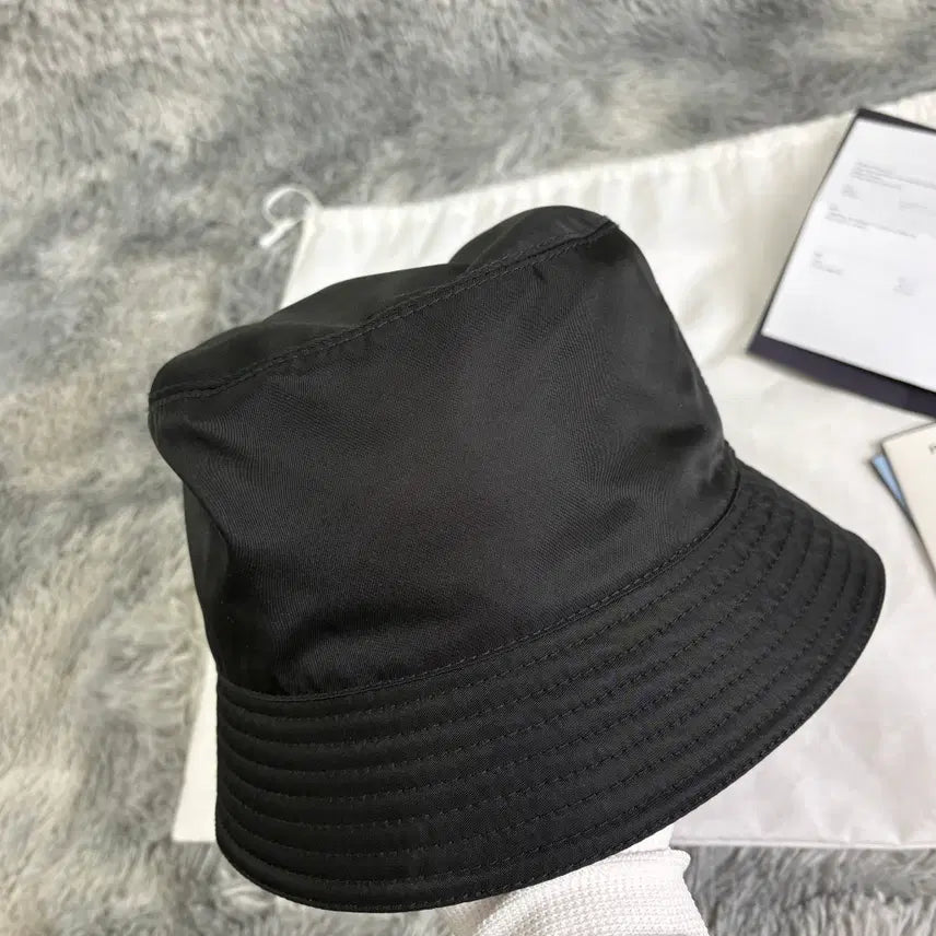 [BUNJANG] Prada Re-Nylon Bucket Hat Black / [M,새상품급] 프라다 리나일론 버킷햇 블랙