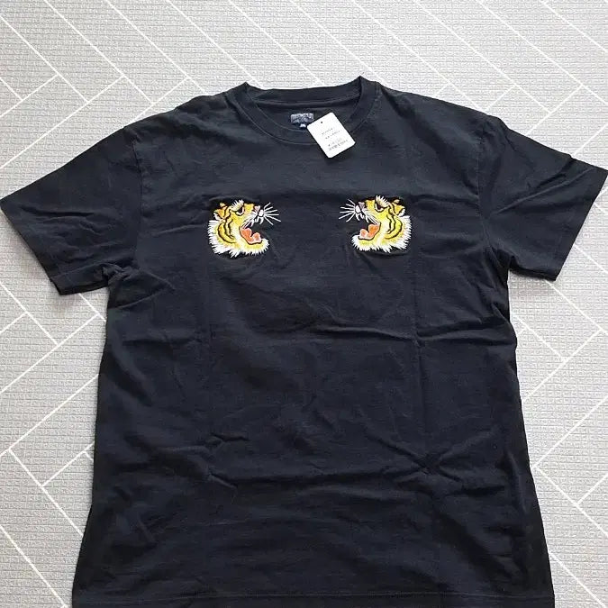 [BUNJANG] Taylor Toyo Tiger Short Sleeve T-Shirt 2XL / [작게나온 2XL] 테일러토요 타이거 반팔