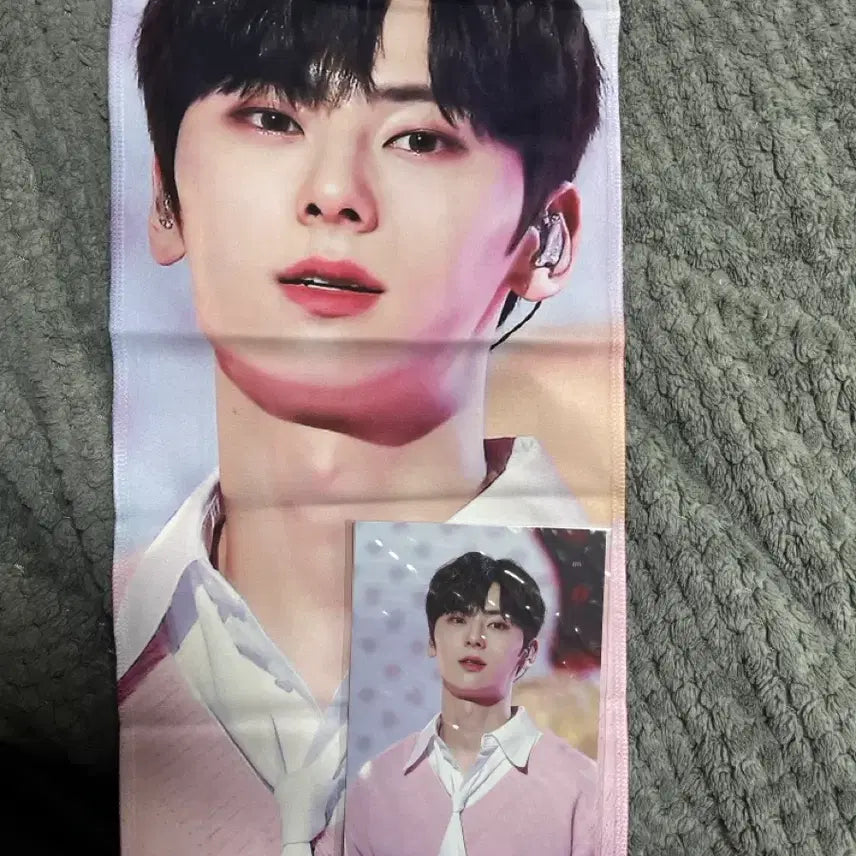 [BUNJANG] Wanna One Hwang Minhyun Slogan + Postcard Set / 워너원 황민현 슬로건+포토엽서