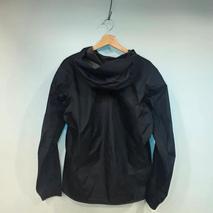 [SOLD OUT] 아크테릭스 S사이즈 고어텍스 바람막이