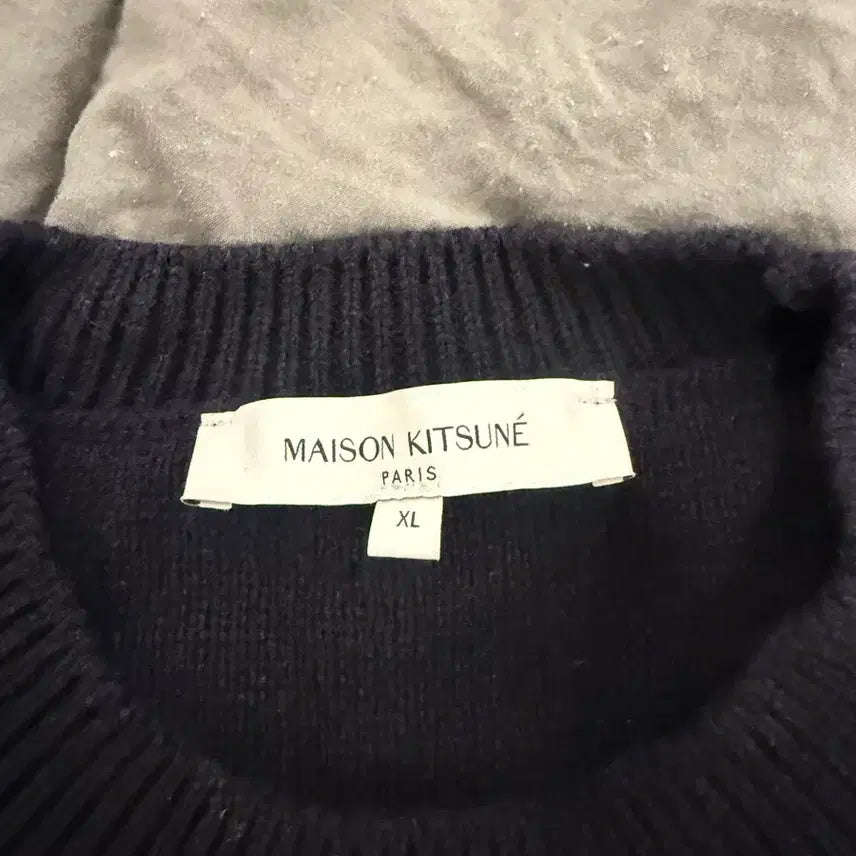 [BUNJANG] Maison Kitsuné Navy Fox Patch Knit XL / 메종키츠네 네이비 폭스 패치 니트 xl
