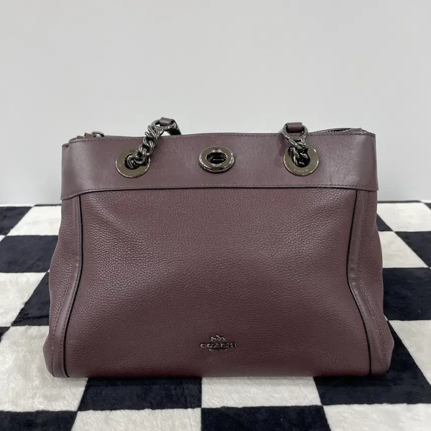 [BUNJANG] COACH Turnlock Edie Leather Chain Shoulder Bag / COACH 코치 턴락 이디 레더 체인 숄더백
