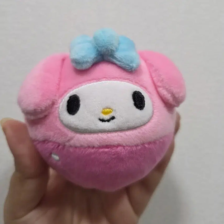 [BUNJANG] Sanrio Avail Mascot Set (My Melody &amp; Kuromi) with Bag / 산리오 아베일 가챠볼 마스코트 마멜,쿠로미&amp;가방 세트