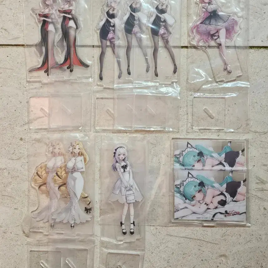 [BUNJANG] Nikke Chapter 6 Acrylic Standees (Sealed) / 니케 아크릴 레드후드 도로시 홍련 프리바티 스노우화이트 라푼젤 챕터6
