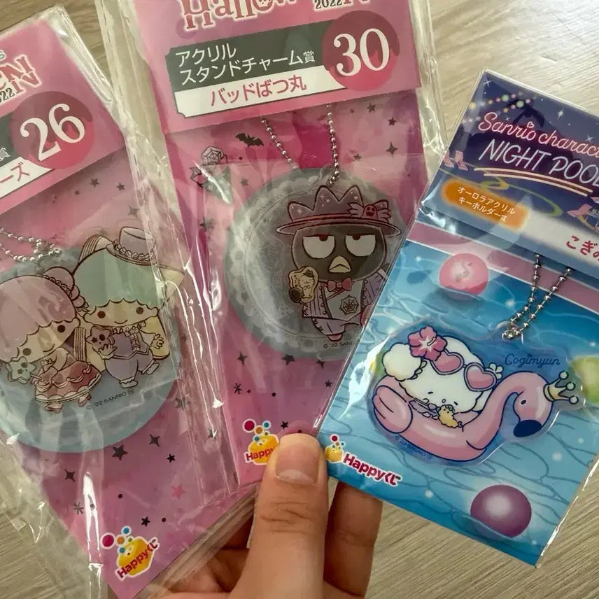 [BUNJANG] Sanrio Lottery Acrylic Stand &amp; Keychain Bundle (KikiLala, Badtz-Maru, Pochacco) / 산리오 쿠지 키링 일괄 아크릴스탠드 토기뮹 키키라라 배드베츠마루