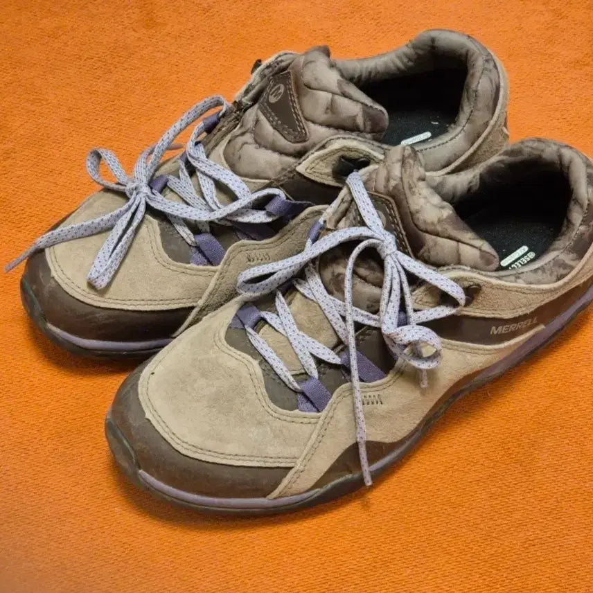 [BUNJANG] Merrell Gore-Tex Sneakers / 머렐 고어텍스 운동화 230~235
