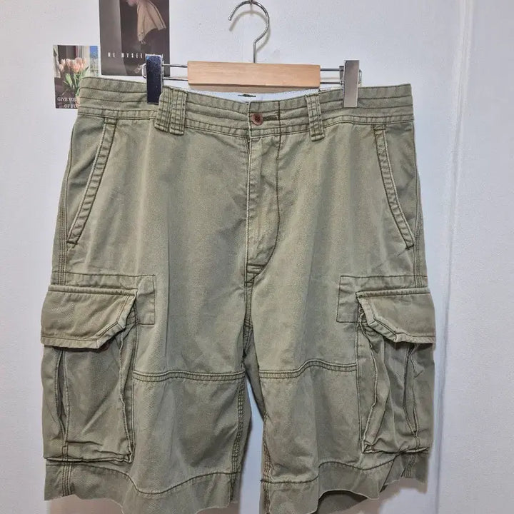 [BUNJANG] Polo Ralph Lauren Classic Khaki Cargo Shorts Size 36 / 폴로 랄프로렌의 클래식한 카키색 카고 반바지  36  사이즈
