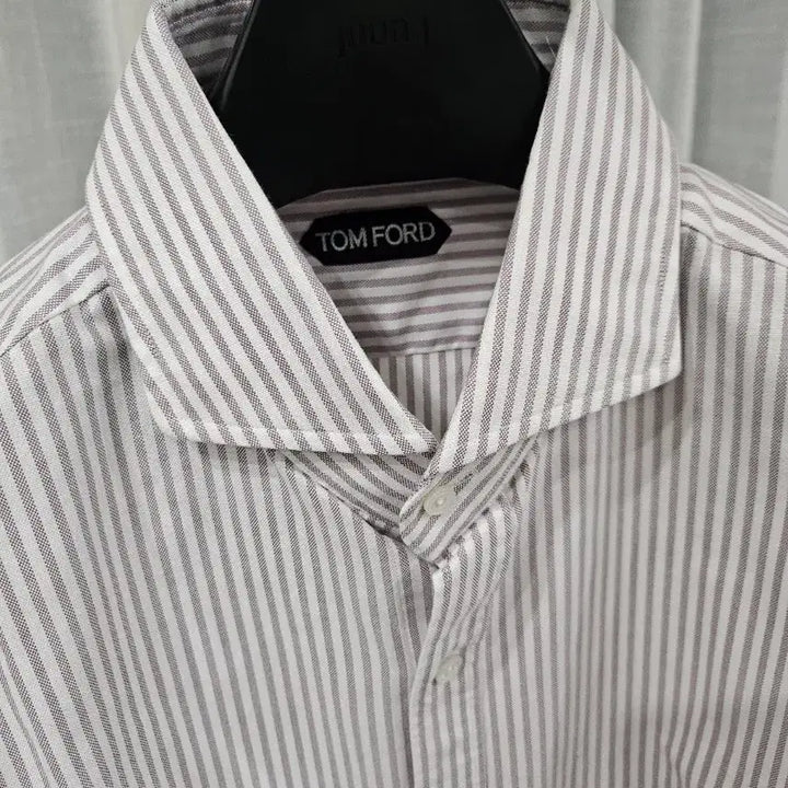 [BUNJANG] Tom Ford Vertical Stripe Shirt (Size 44/110) / 톰포드 세로 스트라이프 셔츠 44 (110)
