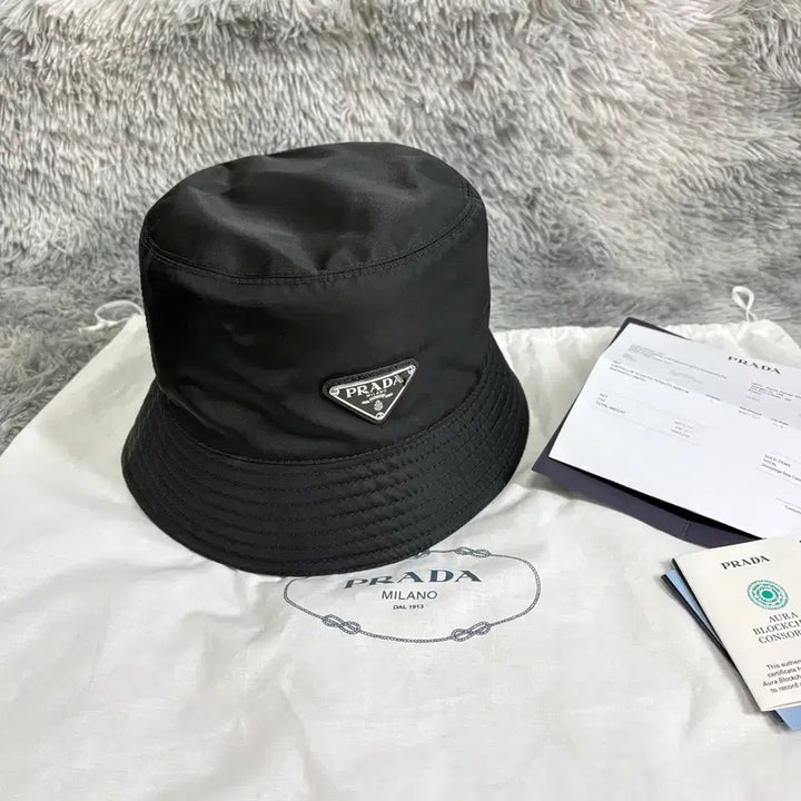 [BUNJANG] Prada Re-Nylon Bucket Hat Black M / 프라다 리나일론 버킷햇 블랙 M사이즈 새상품급