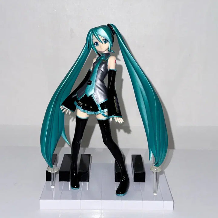 [BUNJANG] Hatsune Miku Extra Pearl Figure / 고전 하츠네 미쿠 엑스트라 펄 피규어