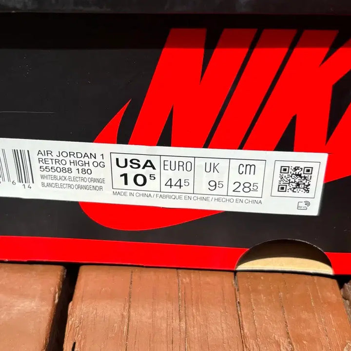 [BUNJANG] Nike Air Jordan 1 Retro High OG Sneakers / 나이키 에어 조던1 레트로 하이 OG 285mm 풀박스 판매