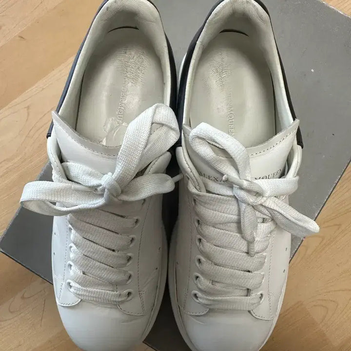 [BUNJANG] Alexander McQueen Oversized Sole Sneakers (Size 41) / [판매]알렉산더 맥퀸 / 오버솔 / 41