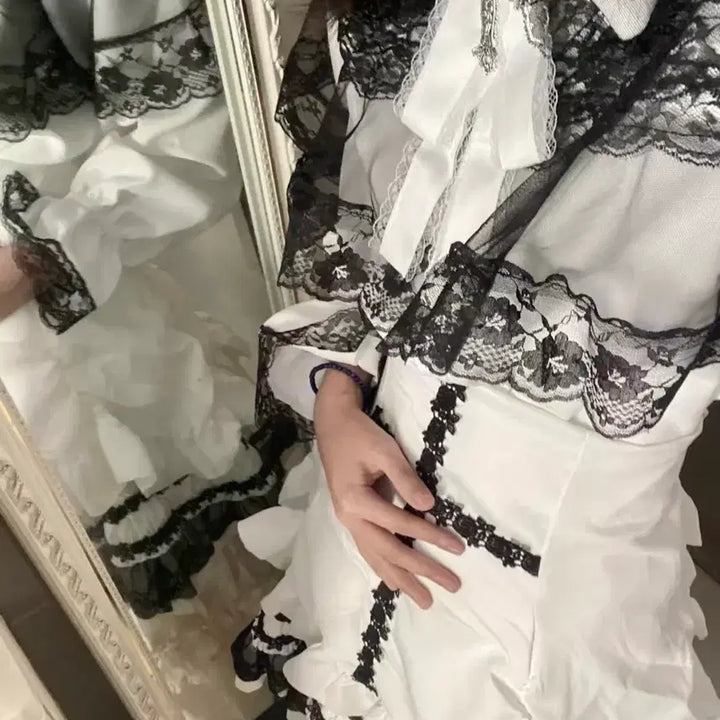 [BUNJANG] KittyBxllet Cross Lace Mini Skirt / KittyBxllet 지뢰계 크로스 레이스 미니스커트(3컬러)예약판매