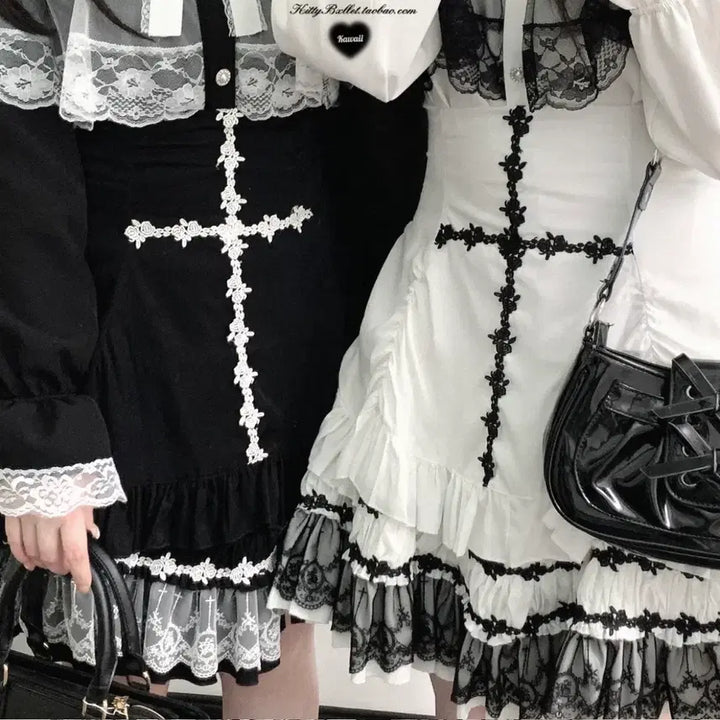 [BUNJANG] KittyBxllet Cross Lace Mini Skirt / KittyBxllet 지뢰계 크로스 레이스 미니스커트(3컬러)예약판매