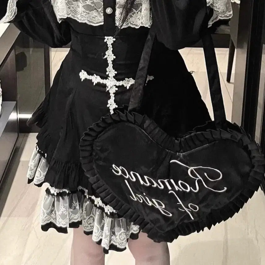 [BUNJANG] KittyBxllet Cross Lace Mini Skirt / KittyBxllet 지뢰계 크로스 레이스 미니스커트(3컬러)예약판매