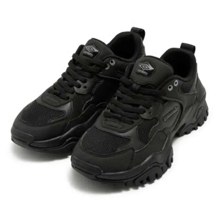 [BUNJANG] Umbro Bumpy-X Neo Black Sneakers / 엄브로 범피엑스 네오 블랙