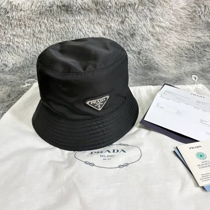 [BUNJANG] Prada Re-Nylon Bucket Hat Black Size M / 프라다 리나일론 버킷햇 블랙 M사이즈 새상품급