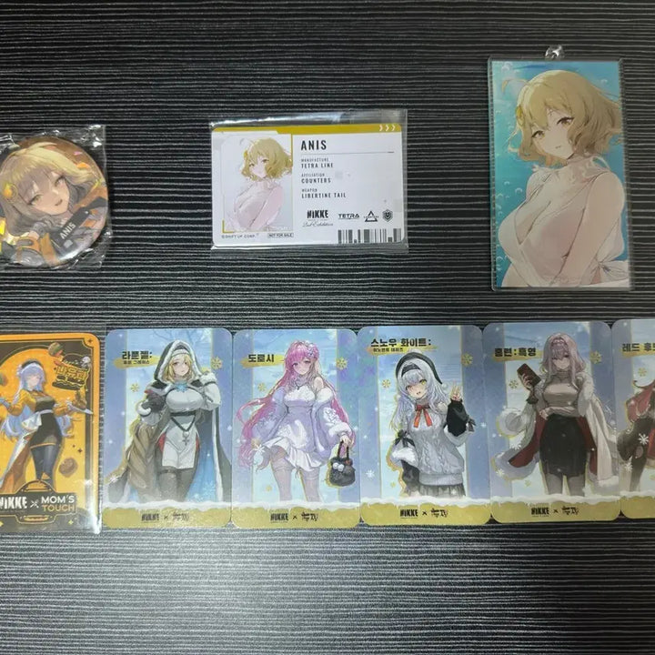 [SOLD OUT] 니케 아니스 사원증 외 굿즈 일괄