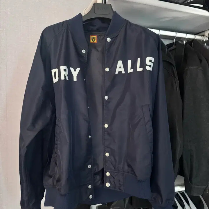 [BUNJANG] Human Made Nylon Stadium Jacket Navy / 휴먼메이드 나일론 스타디움 자켓 네이비