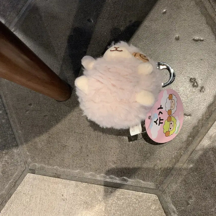 [BUNJANG] Sheep Plush Ball Keychain Bag Charm / 동글동글 양 인형 키링 가방고리 택o