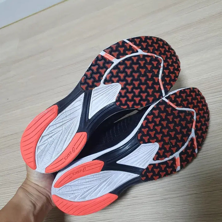 [BUNJANG] Asics Tartherzeal 6 Running Shoes / 아식스 타사질 6 러닝화 250