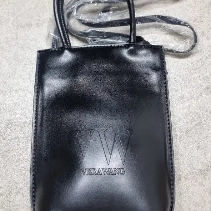 [BUNJANG] Vera Wang Black Mini Tote Bag Crossbody / 베라왕 블랙 미니 토트백 크로스백