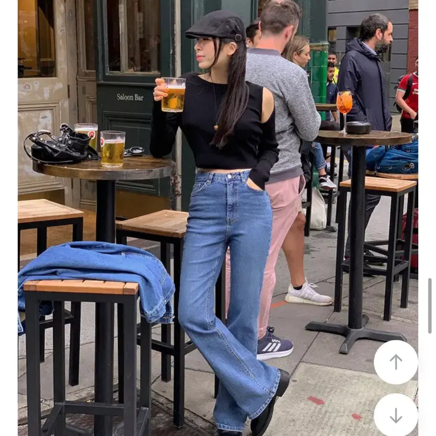 [BUNJANG] S Trendier Apparel High-Waist Bootcut Denim Jeans / S 트렌디어패럴 부츠컷 데님 하이웨스트 무드부츠컷