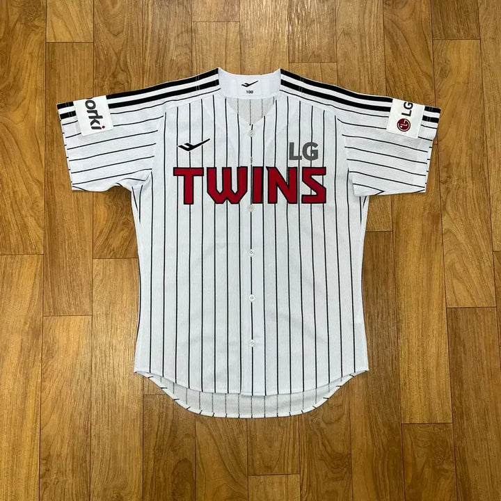 [BUNJANG] Pro-Specs LG Twins 2023 Home Authentic Jersey Size 100 / 프로스펙스 LG트윈스 2023 홈 어센틱 유니폼 100