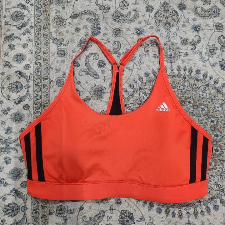 [BUNJANG] Adidas Sports/Running Bra (Built-in Bra Cups) / 아디다스 스포츠/런닝 브라 (55까지) (브라캡 내장됨)