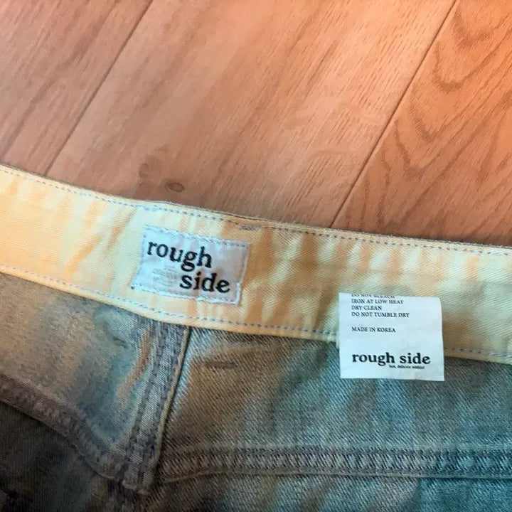 [BUNJANG] Rough Side Drape Denim Jeans / (2)러프사이드 드레이프 데님 블리치