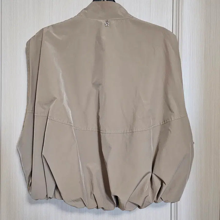 [BUNJANG] LE CEIL BLUE Beige Free Size Short Vest / LE CEIL BLUE 숏 베스트 조끼