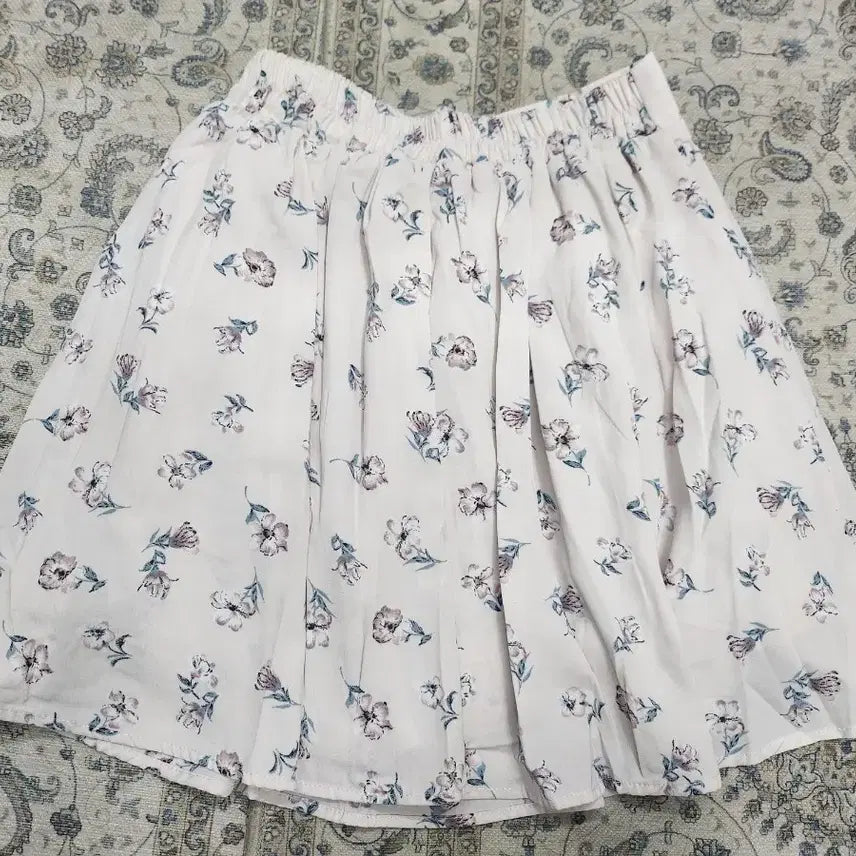 [BUNJANG] Earth Music &amp; Ecology Floral Culottes Pants / 어스뮤직 플로럴 큐롯 팬츠(치마바지) F