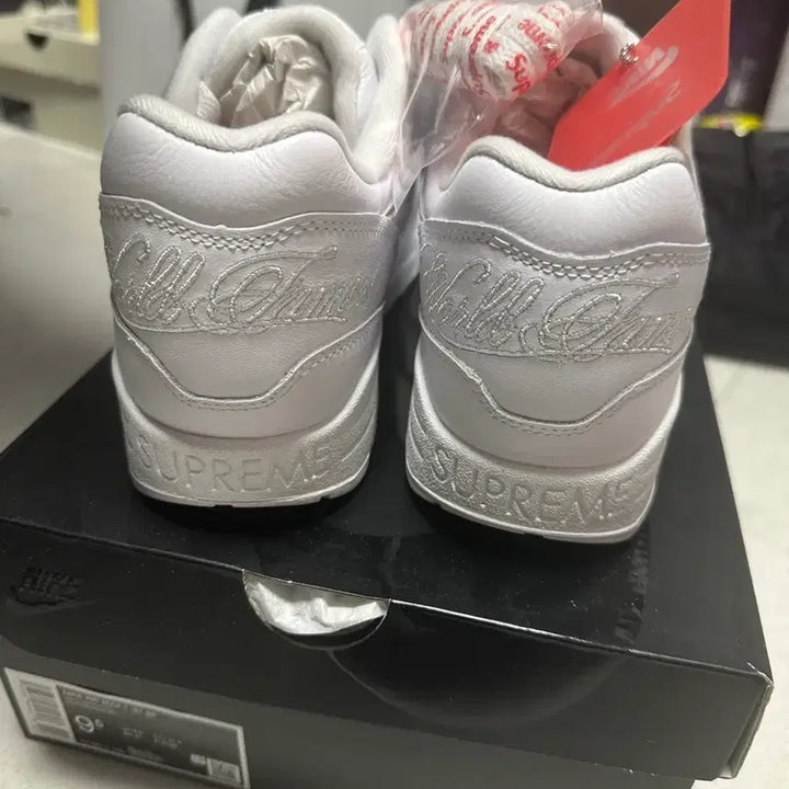 [BUNJANG] Supreme Air Max 1 White Sneakers (275mm) / [오늘사면 28에드림]슈프림 에어맥스1 화이트275사이즈