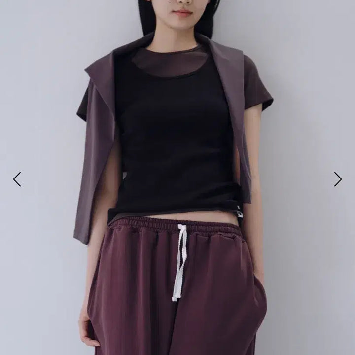 [BUNJANG] Ohesio Basic U-Neck Sleeveless Black / 새상품 오헤시오 베이직 유넥 슬리브리스 블랙