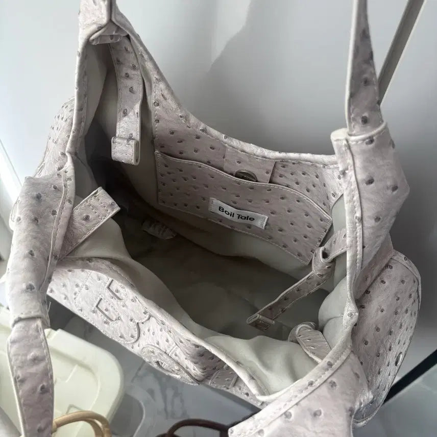 [BUNJANG] Boiltale Megan Bag / Boiltale 보일테일 메간백
