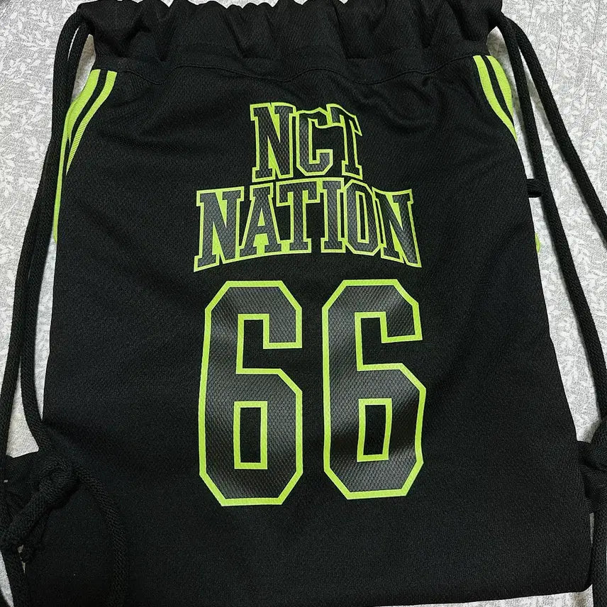 [BUNJANG] NCT Haechan Nation Uniform Gymsack + Photocard / 엔시티 해찬 네이션 유니폼 짐색+포카 양도