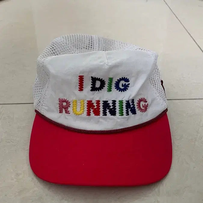 [BUNJANG] Alexxono Rainbow Trucker Cap Running Cap / 알렉스조노 레인보우 트러커캡 러닝캡
